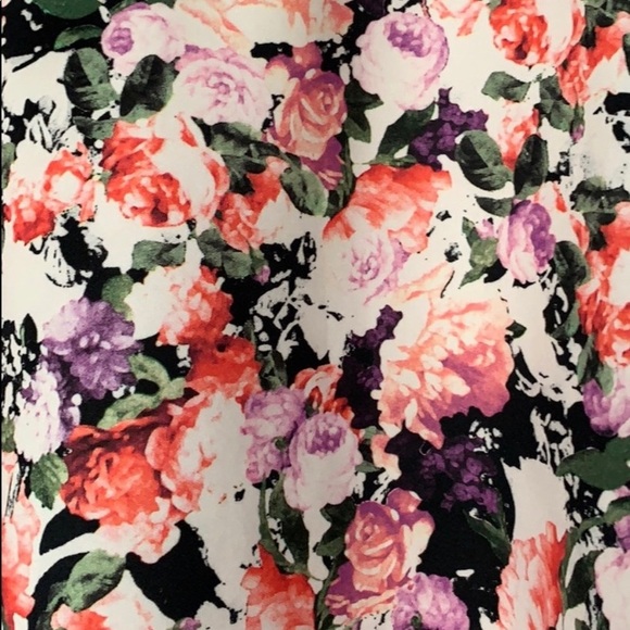 Lily Rose Floral Skater Skirt - Picture 3 of 3